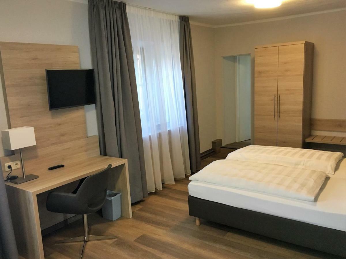 Eberl Hotel Pension Muenchen Feldmoching Εξωτερικό φωτογραφία